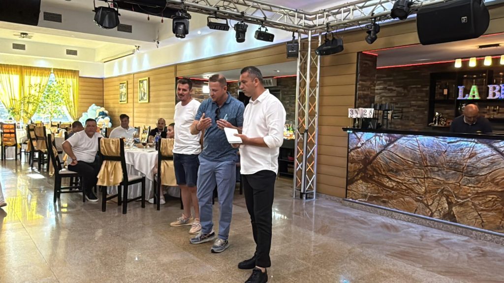 Ion Profir, președintele care a construit o familie fotbalistică și a schimbat Dobroeștiul prin sport 14 Ion Profir, președintele care a construit o familie fotbalistică și a schimbat Dobroeștiul prin sport