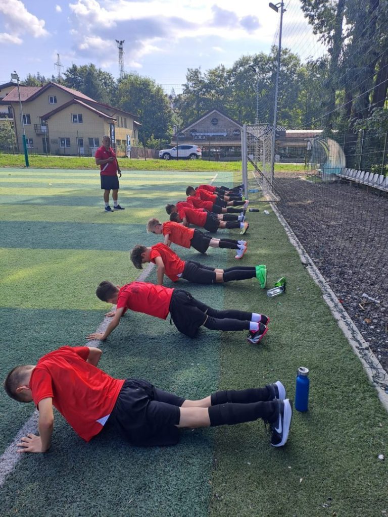 Costin Enache, exemplu de leadership: cum transformă cantonamentele în lecții de viață pentru tinerii săi jucători